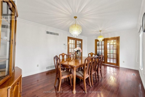 Family room - 65 Tangmere Crescent, Markham, ON L3R6Y6 Photo 5