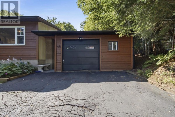 4pc Bathroom - 65/67 Joyce Court, Lake Echo, NS B3E1A8 Photo 4