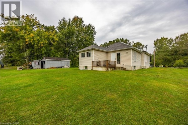 Bedroom - 650 Charlotteville Rd 7 Road, Simcoe, ON N3Y4K5 Photo 3