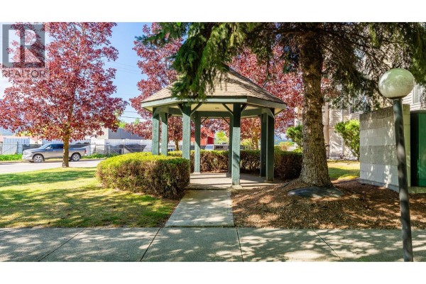 Bedroom - 650 Third Street Sw Unit# 408, Salmon Arm, BC V1E1P6 Photo 2