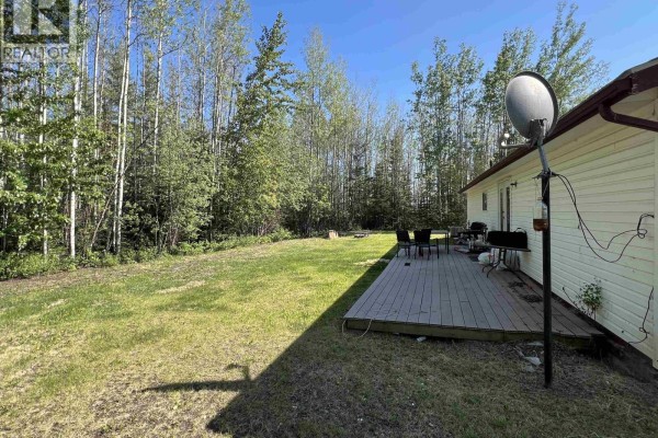 Bedroom 3 - 6500 Old Alaska Highway, Fort Nelson, BC V0C1R0 Photo 5