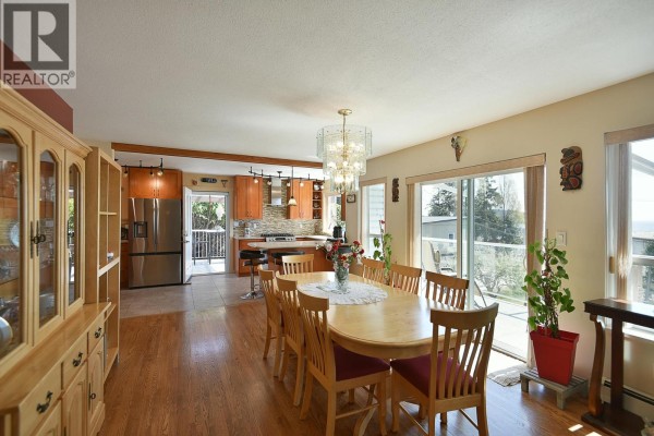6502 Sunshine Coast Highway, Sechelt, BC V7Z0M9 Photo 4