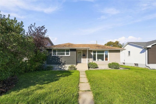 2pc Bathroom - 651 Dallenlea Avenue, Winnipeg, MB R2K2A8 Photo 2