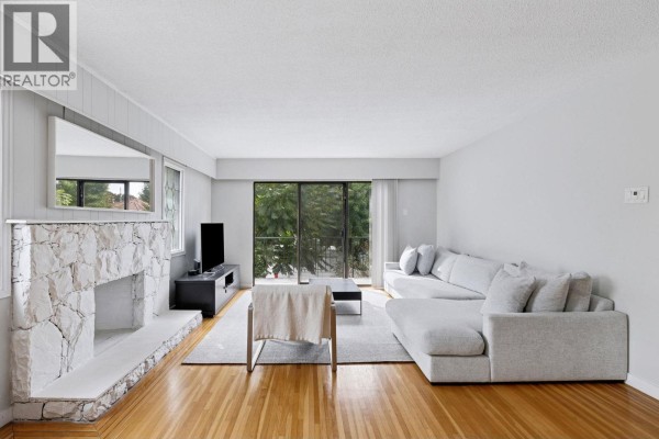 651 E 17th Avenue, Vancouver, BC, photo 3