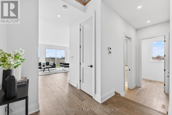 6517 Heathwoods Avenue, London South, ON N6P0J7 Photo 5
