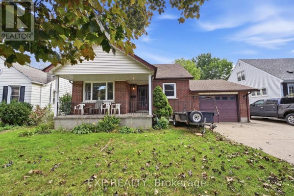 Kitchen - 6518 Crawford Street, Niagara Falls, ON L2E5Z2 Photo 2