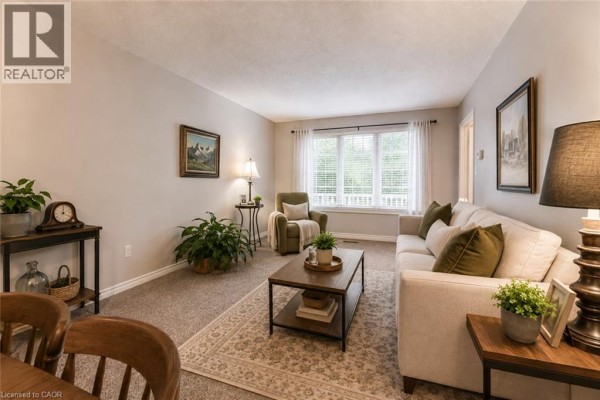 652 Jacob Lane Unit# A, Waterloo, ON, photo 3