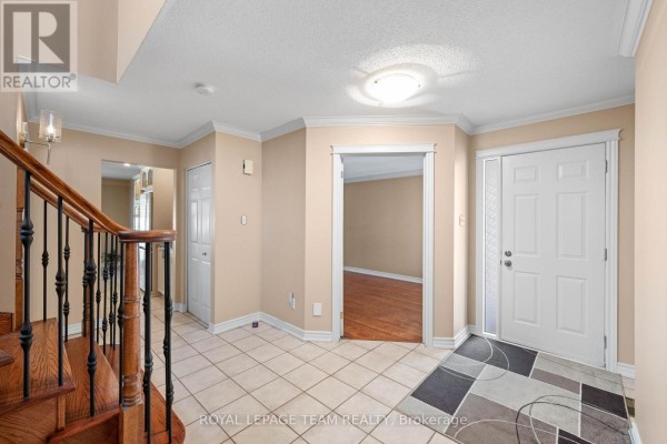 Primary Bedroom - 6526 Tooney Drive, Ottawa, ON K1C7G9 Photo 5