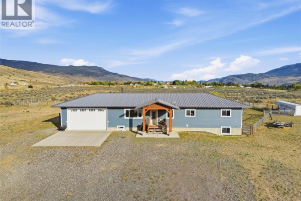 3pc Bathroom - 6536 Ashcroft Road, Cache Creek, BC V0K2J0 Photo 2