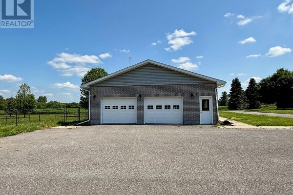 6537 First Line Road, Ottawa, ON, photo 2