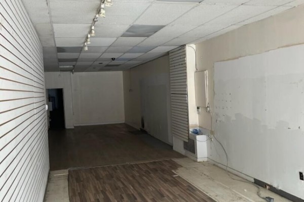 654 Bloor Street W, Toronto, ON M6G1K9 Photo 3