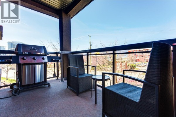 3pc Ensuite bath - 654 Cook Road Unit# 314, Kelowna, BC V1W3G7 Photo 4