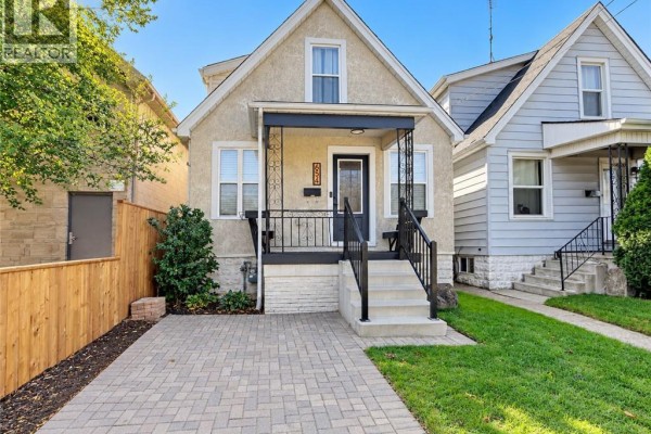 Residential for rent at 654 Dunsmure Road, Hamilton, ON - MLS® IORYh8