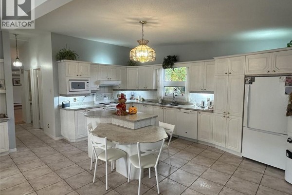 Living room - 654 Isidore-boucher Boulevard, Saint Jacques, NB E7B1Y4 Photo 3