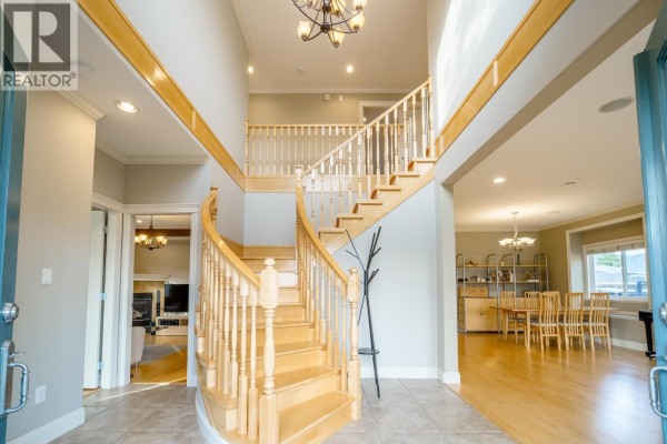 6549 Dunnedin Street, Burnaby, BC V5B1Y7 Photo 4