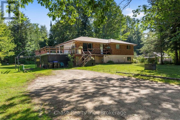 655 Tiny Beaches Road N, Tiny, ON L0L2J0 Photo 2