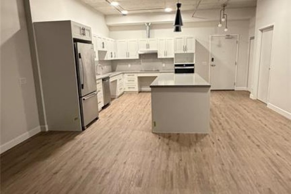 Living room - 6550 Wyandotte Street Unit# 103, Windsor, ON N8S1P2 Photo 5