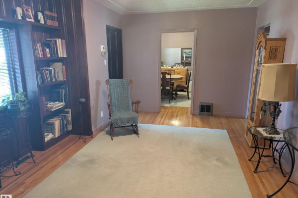 Primary Bedroom - 6551 112a St Nw, Edmonton, AB T6H4R4 Photo 5