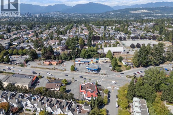 6558 Kingsway, Burnaby, BC V5E1C5 Photo 5