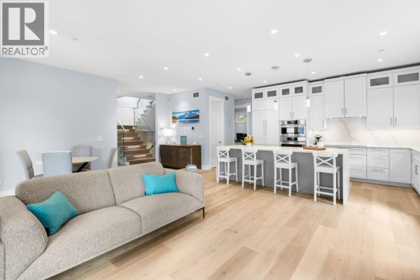 6560 Nelson Avenue, West Vancouver, BC V7W2A9 Photo 5