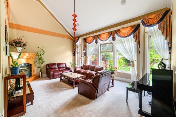 6561 Mckenzie Drive, Delta, BC V4E1P1 Photo 3