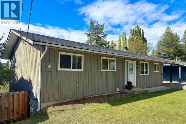 Eating area - 657 Centennial Drive, Williams Lake, BC V2G4E5 Photo 2