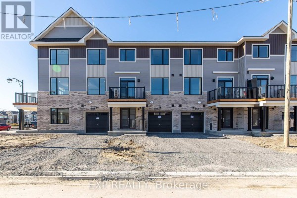 657 Moonglade Crescent, Ottawa, ON K2J7N2 Photo 2
