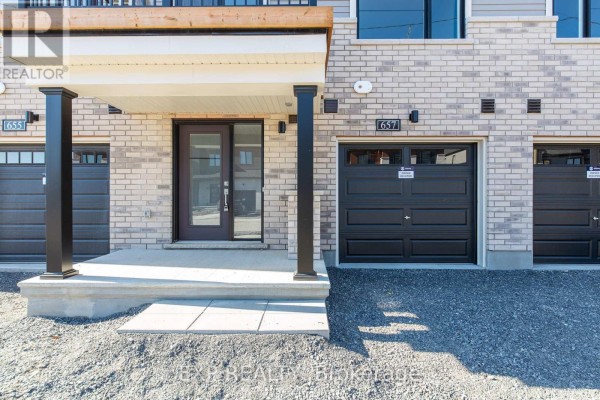 657 Moonglade Crescent, Ottawa, ON K2J7N2 Photo 3