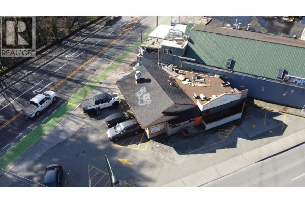 657 W 3rd Street, North Vancouver, BC V7M1H1 Photo 3