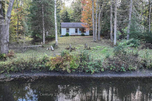 6571 Pioneer Village Lane, Ramara, ON, photo 2