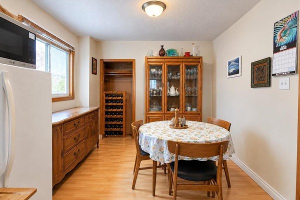Family room - 658 Dudley Avenue, Winnipeg, MB R3M1R8 Photo 5
