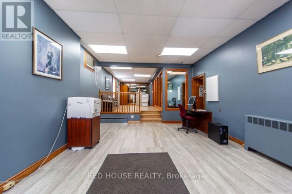 658 Vaughan Road, Toronto, ON M6E2Y5 Photo 5