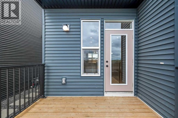 Foyer - 659 Chelsea Pier Run, Chestermere, AB T1X3H6 Photo 3