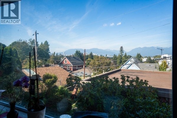 659 E 22nd Avenue, Vancouver, BC V5V1V3 Photo 3