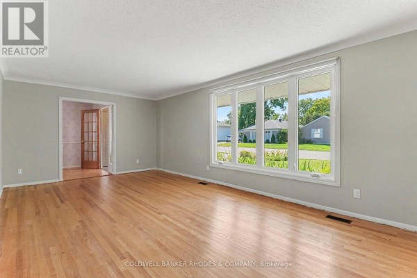 Primary Bedroom - 659 Ingram Crescent, Ottawa, ON K1J7A7 Photo 5