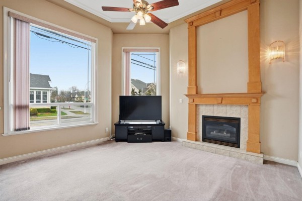 6593 125a Street, Surrey, BC V3W6S9 Photo 3