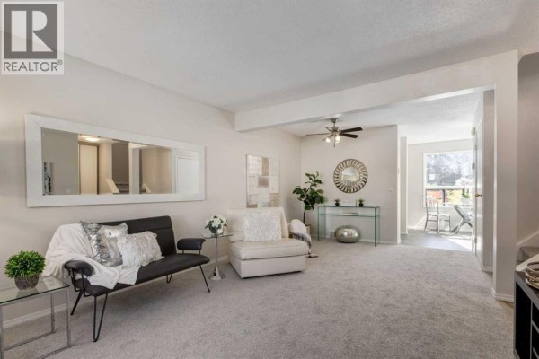 Foyer - 66, 4360 58 Street Ne, Calgary, AB T1Y4S4 Photo 5