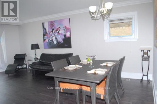 66 Acton Avenue, Toronto, ON, photo 3