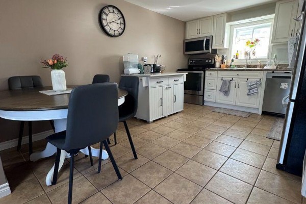 Bathroom - 66 Avenue Road, Timmins, ON P4N5E1 Photo 5