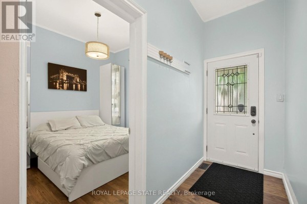 Laundry room - 66 Beechwood Avenue, Hamilton, ON L8L2S4 Photo 4