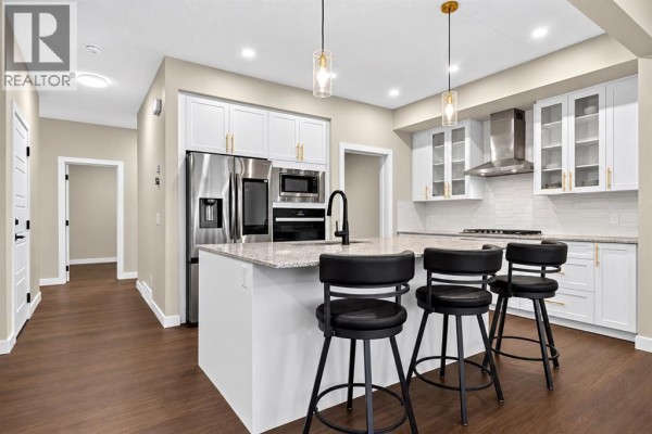Kitchen - 66 Belmont Manor Sw, Calgary, AB T2X5E4 Photo 4