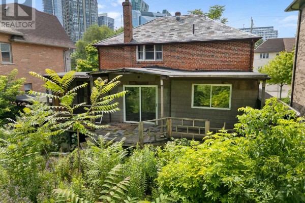 66 Burndale Avenue, Toronto, ON, photo 3