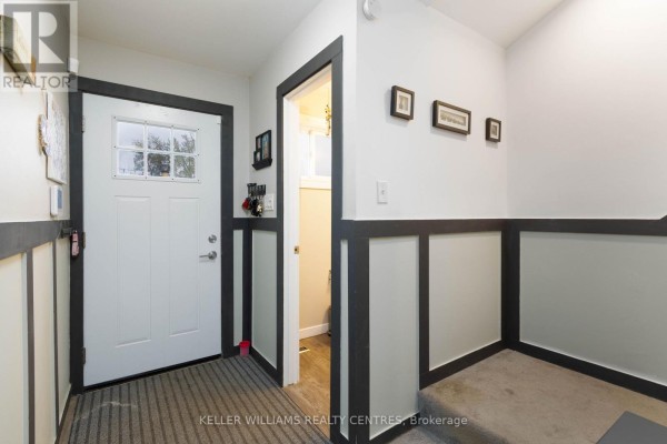 66 Chaucer Crescent, Barrie, ON L4N4T7 Photo 4