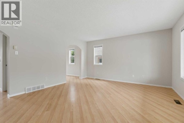 Primary Bedroom - 66 Citadel Point Nw, Calgary, AB T3G5L2 Photo 5