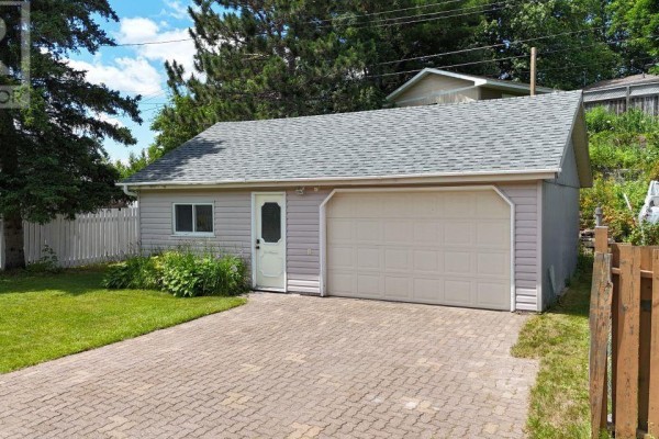 Kitchen - 66 Dieppe Ave, Elliot Lake, ON P5A1H3 Photo 3