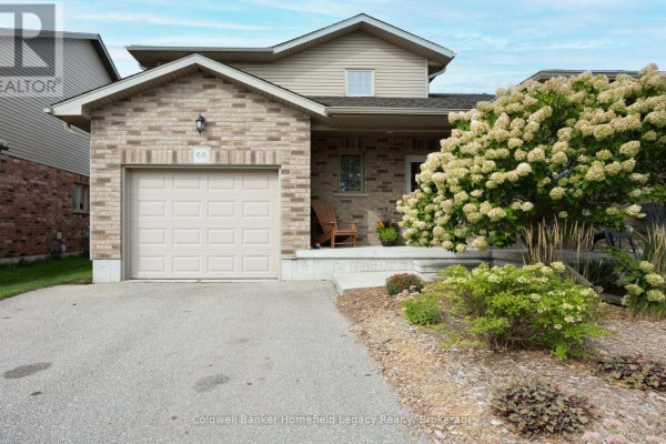 66 Edison Street N, St  Marys, ON, photo 2