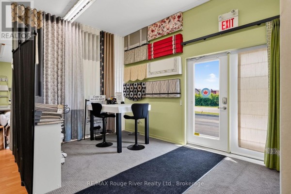 66 Elgin Street W, Cobourg, ON, photo 3