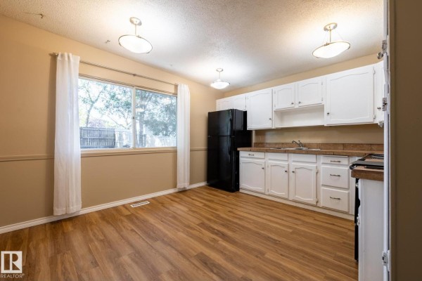 Bedroom 2 - 66 Greenwood Wy, Sherwood Park, AB T8A0J6 Photo 5