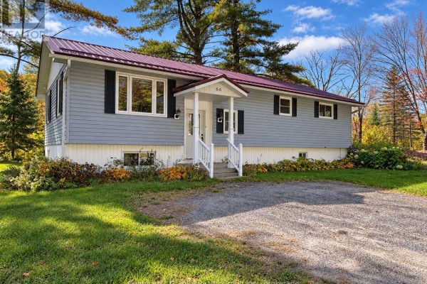 66 Hastings Street S, Bancroft, ON, photo 2