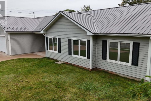 Living room - 66 Main Street, Tatamagouche, NS B0K1V0 Photo 3